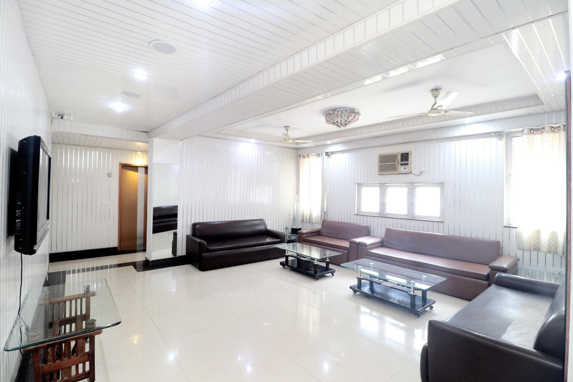 Hotel O Le Bon Ton Ludhiana Exterior foto