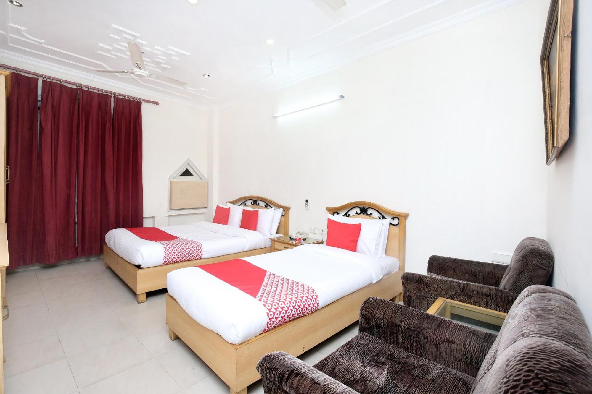 Hotel O Le Bon Ton Ludhiana Exterior foto